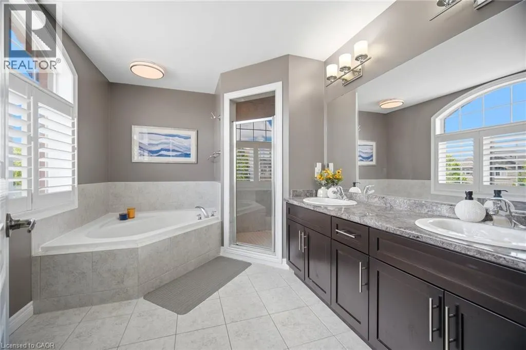 79 GARINGER Crescent