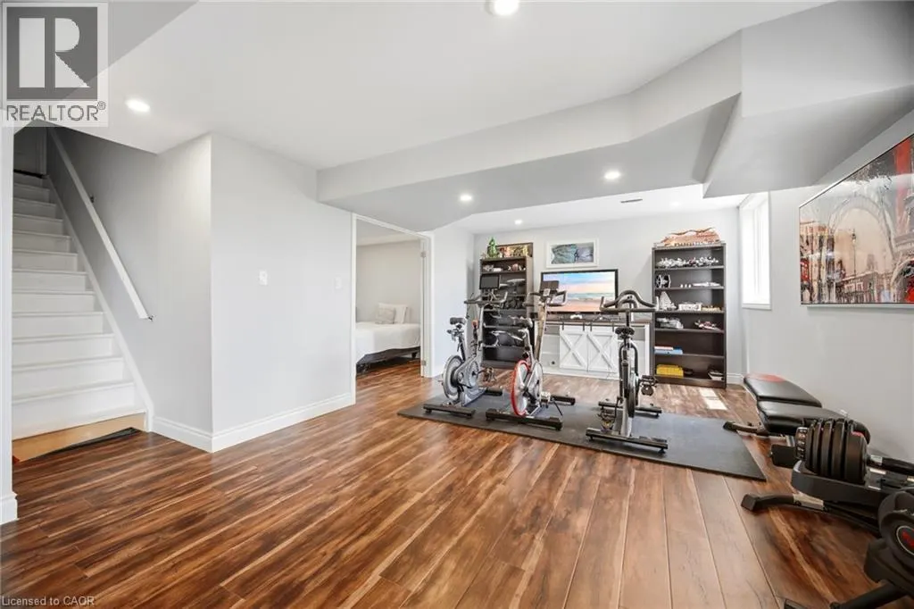 79 GARINGER Crescent