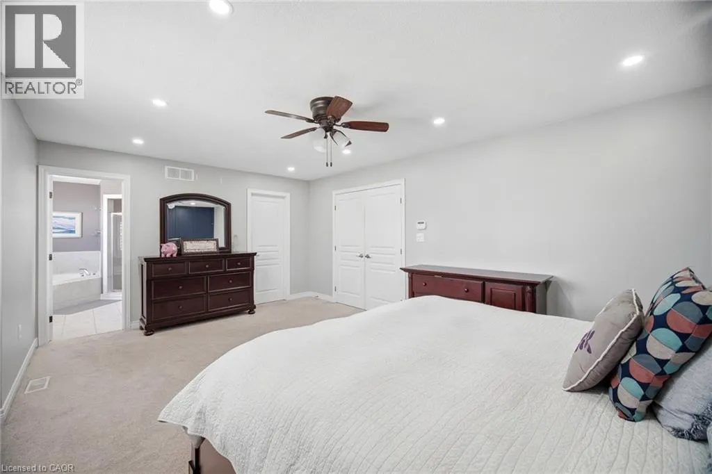 79 GARINGER Crescent