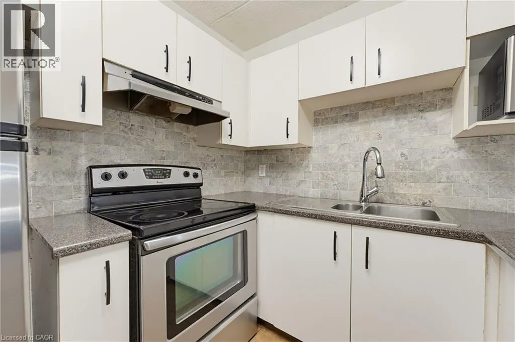 4025 KILMER Drive Unit# 203 #203