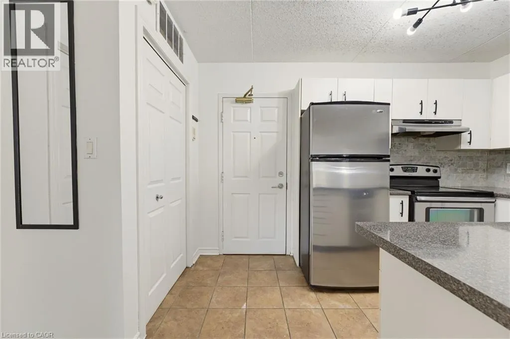 4025 KILMER Drive Unit# 203 #203