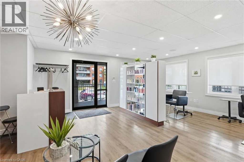 19 KING Street W Unit# 1 #1