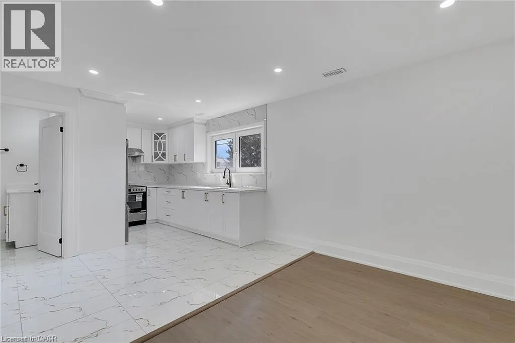 581 LANCASTER Street W Unit# 2 #2