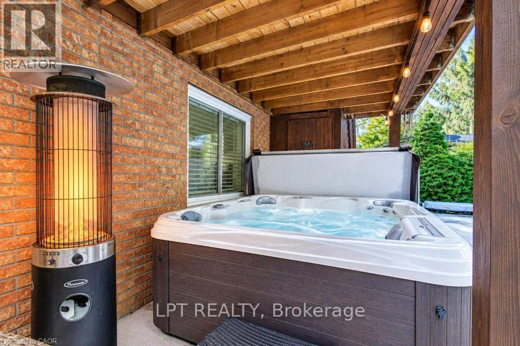 28 BRIDLEWOOD E BRIDLEWOOD Drive
