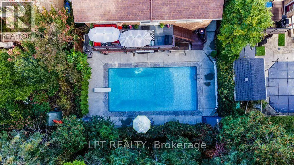 28 BRIDLEWOOD E BRIDLEWOOD Drive