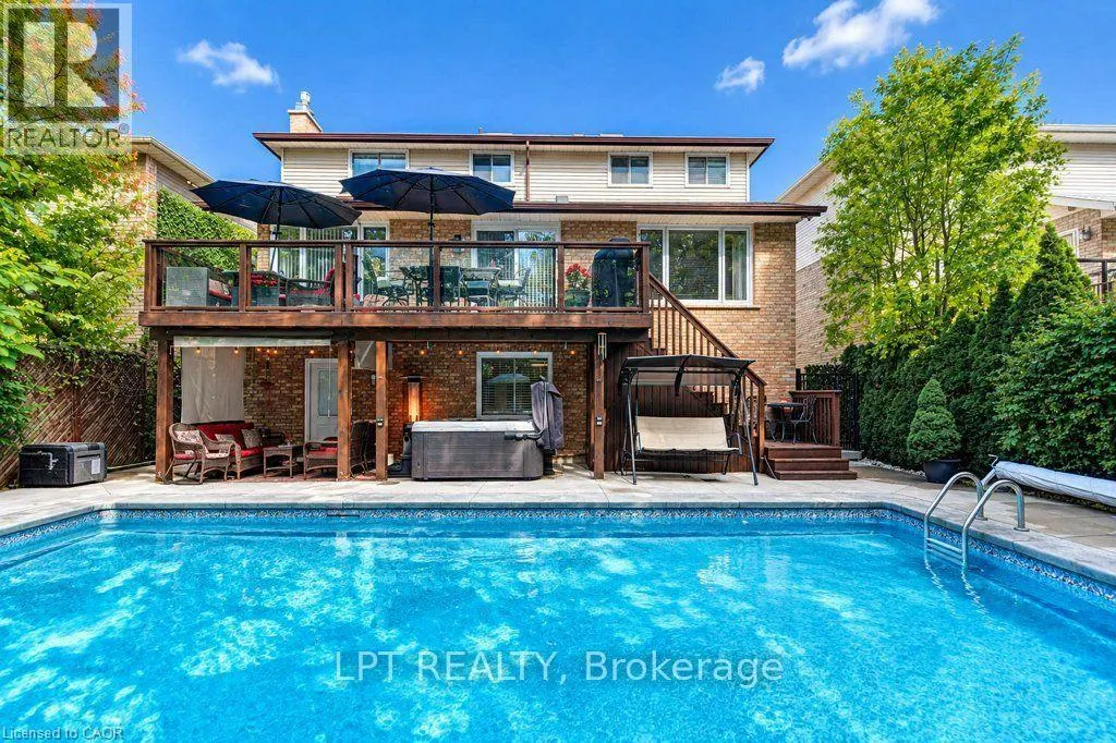 28 BRIDLEWOOD E BRIDLEWOOD Drive