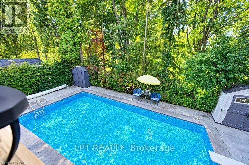 28 BRIDLEWOOD E BRIDLEWOOD Drive