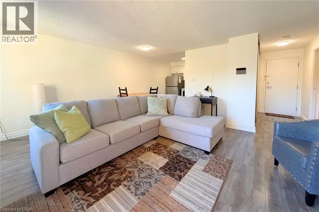 276 EIWO Court Unit# 204 #204