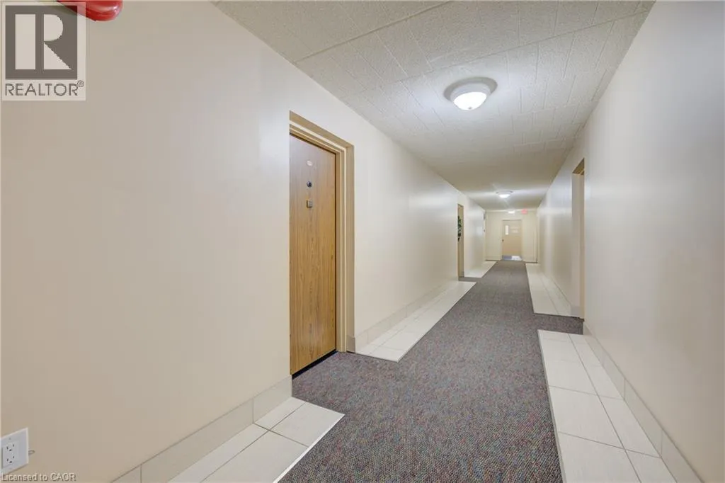 24 MOOREGATE Crescent Unit# 202 #202