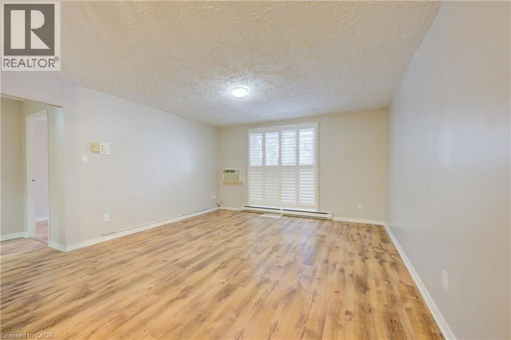 24 MOOREGATE Crescent Unit# 202 #202