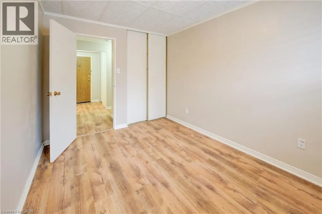 24 MOOREGATE Crescent Unit# 202 #202