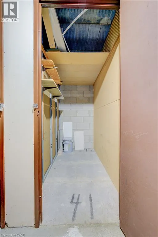 24 MOOREGATE Crescent Unit# 202 #202