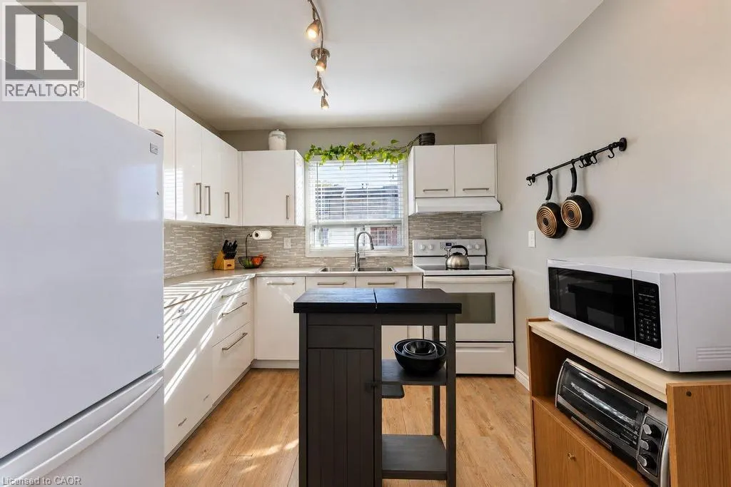 10 ANGUS Road Unit# 21 #21