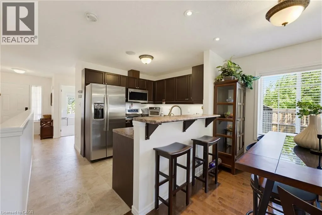 934 ZELLER Crescent