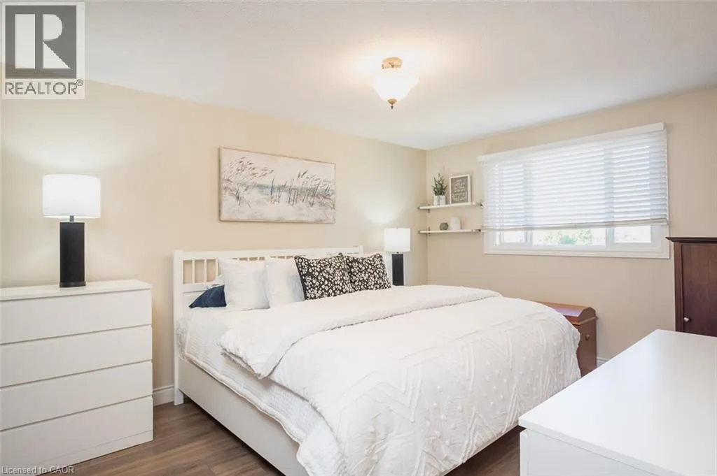 45 NISKA Drive