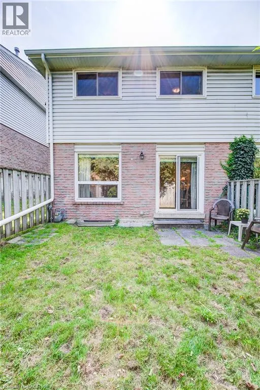32 MOWAT Boulevard Unit# 25 #25