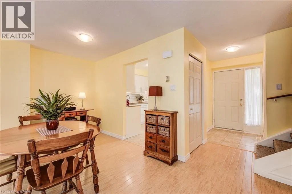 32 MOWAT Boulevard Unit# 25 #25