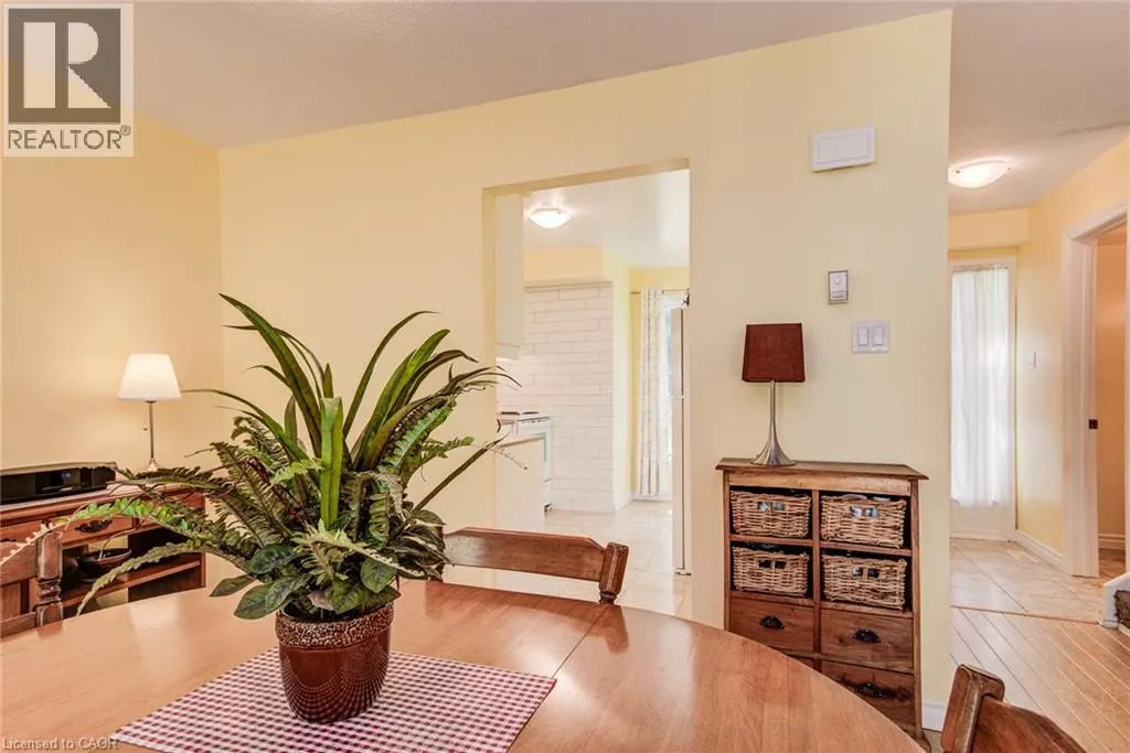 32 MOWAT Boulevard Unit# 25 #25