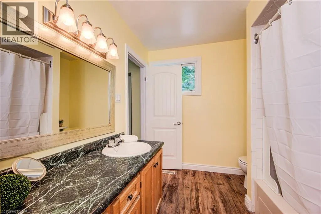 32 MOWAT Boulevard Unit# 25 #25