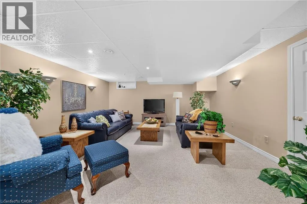 14 COTTONWOOD Court