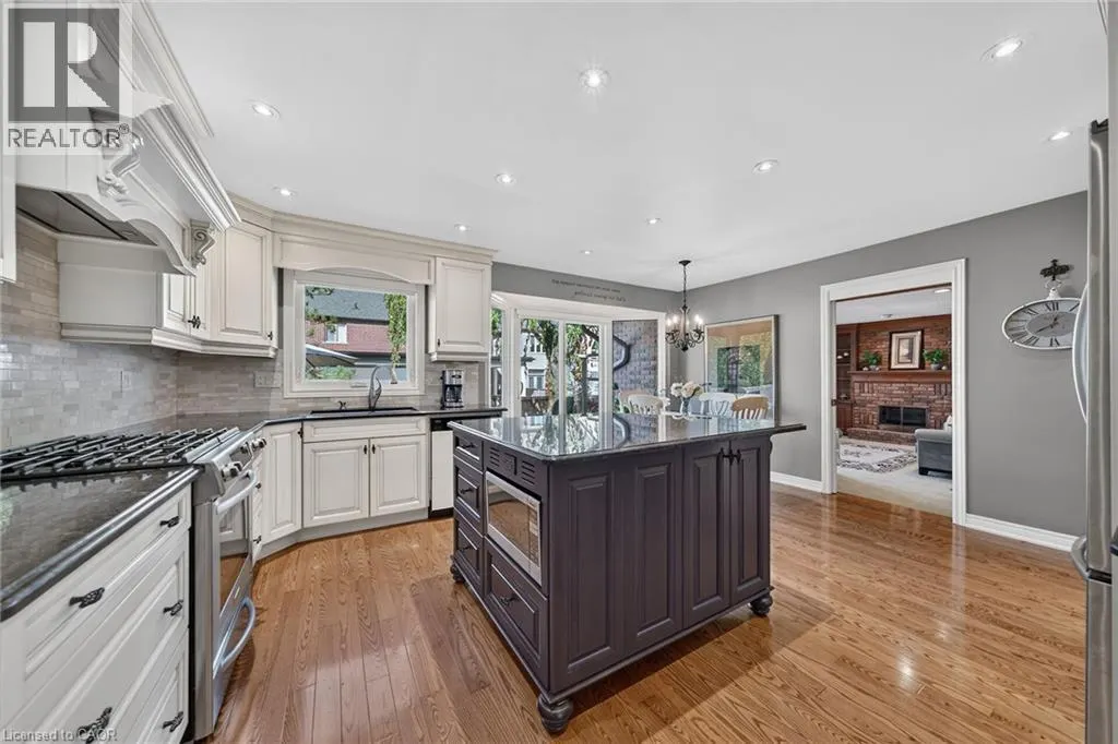 14 COTTONWOOD Court