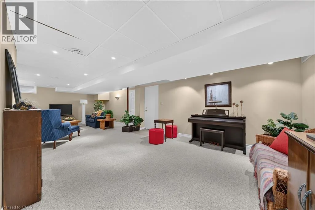 14 COTTONWOOD Court