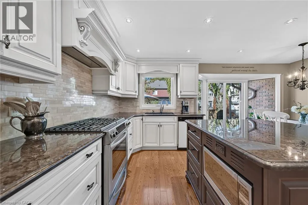 14 COTTONWOOD Court