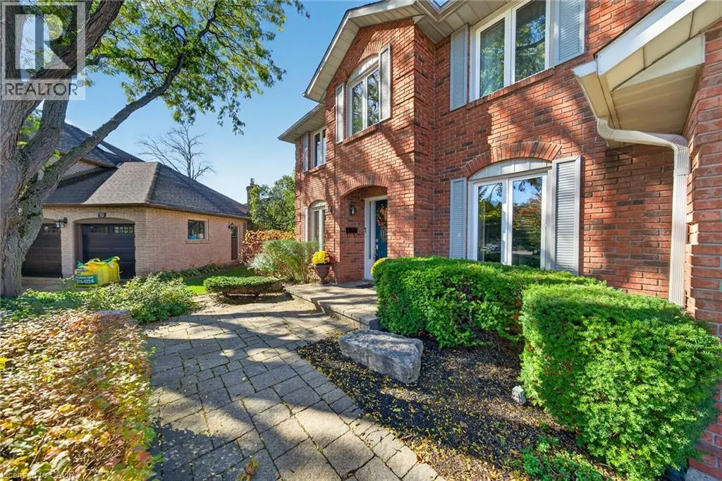 14 COTTONWOOD Court