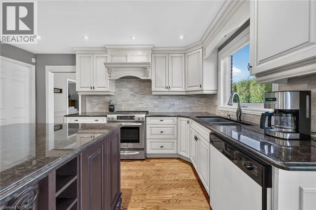 14 COTTONWOOD Court