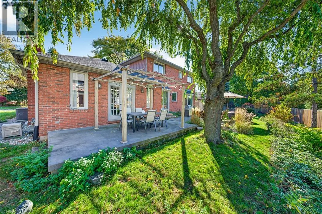 14 COTTONWOOD Court