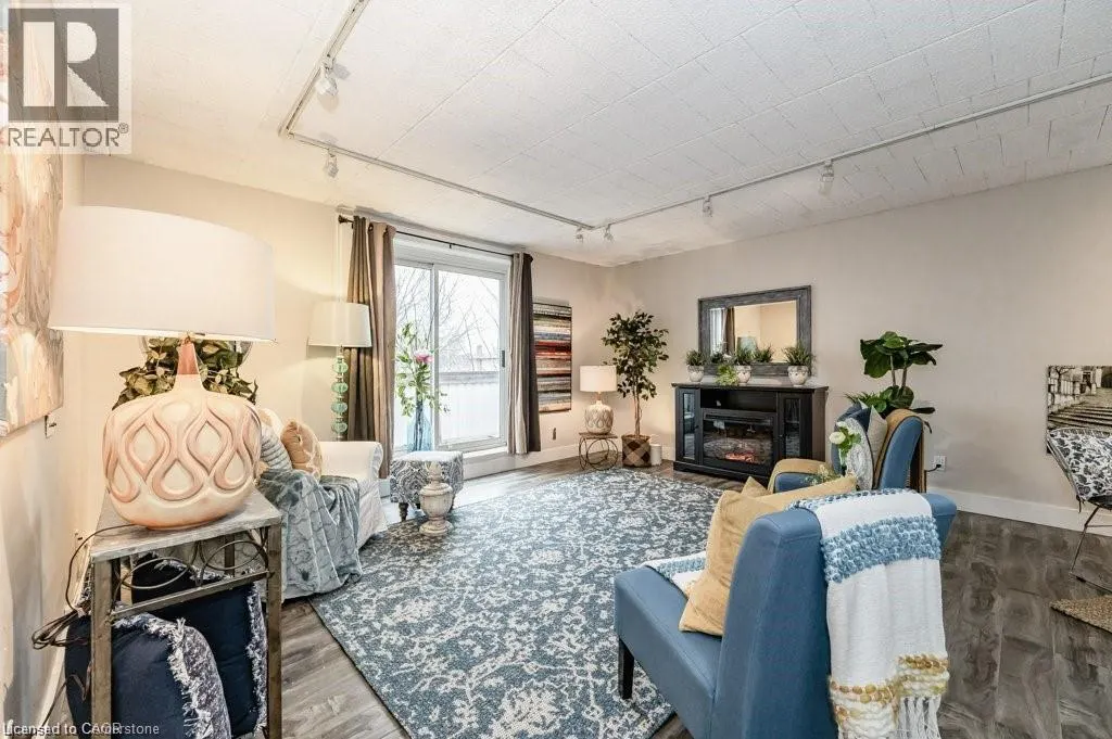 75 HAZELGLEN Drive Unit# 308 #308
