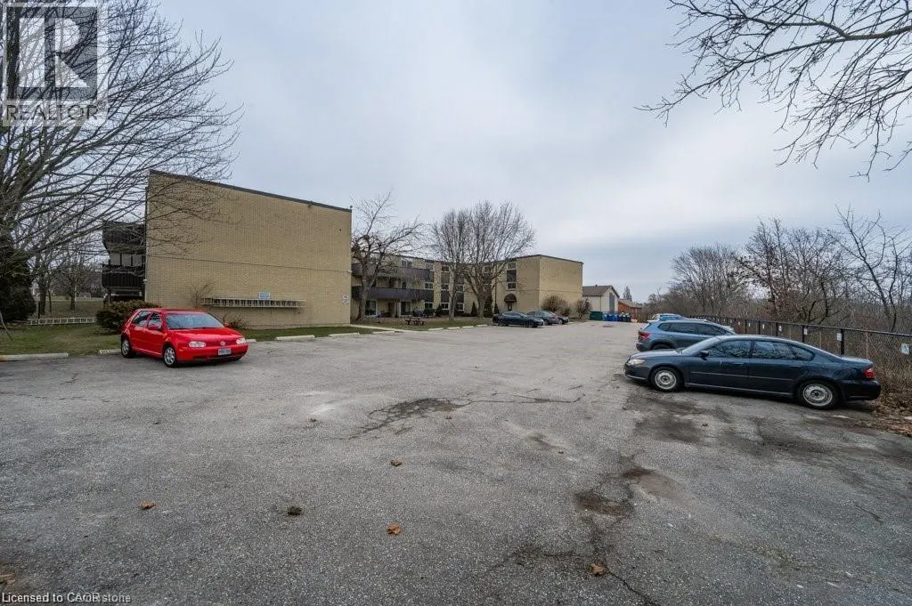 75 HAZELGLEN Drive Unit# 308 #308