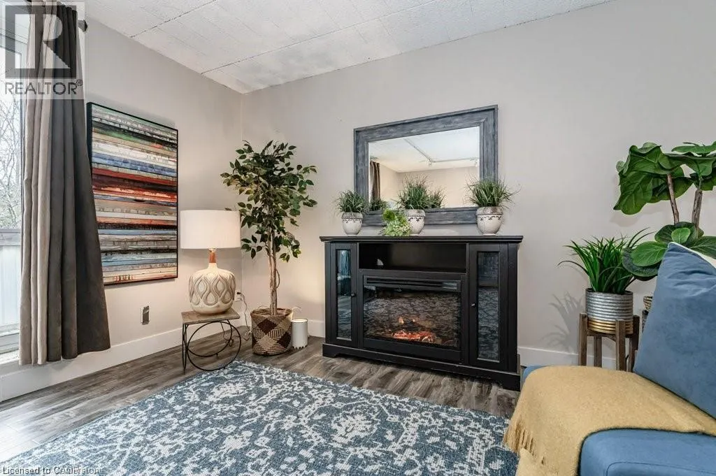 75 HAZELGLEN Drive Unit# 308 #308