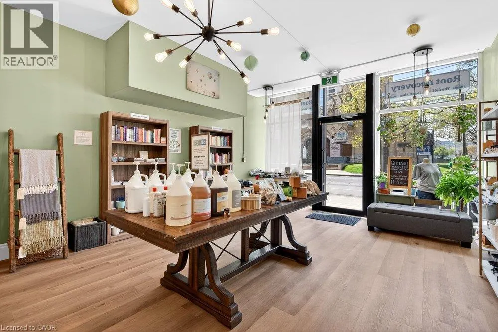 677 BARTON Street E Unit# Main #Main