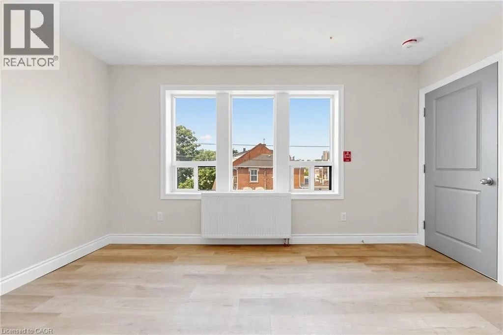 71 SANFORD Avenue S Unit# Unit 11 #Unit 11