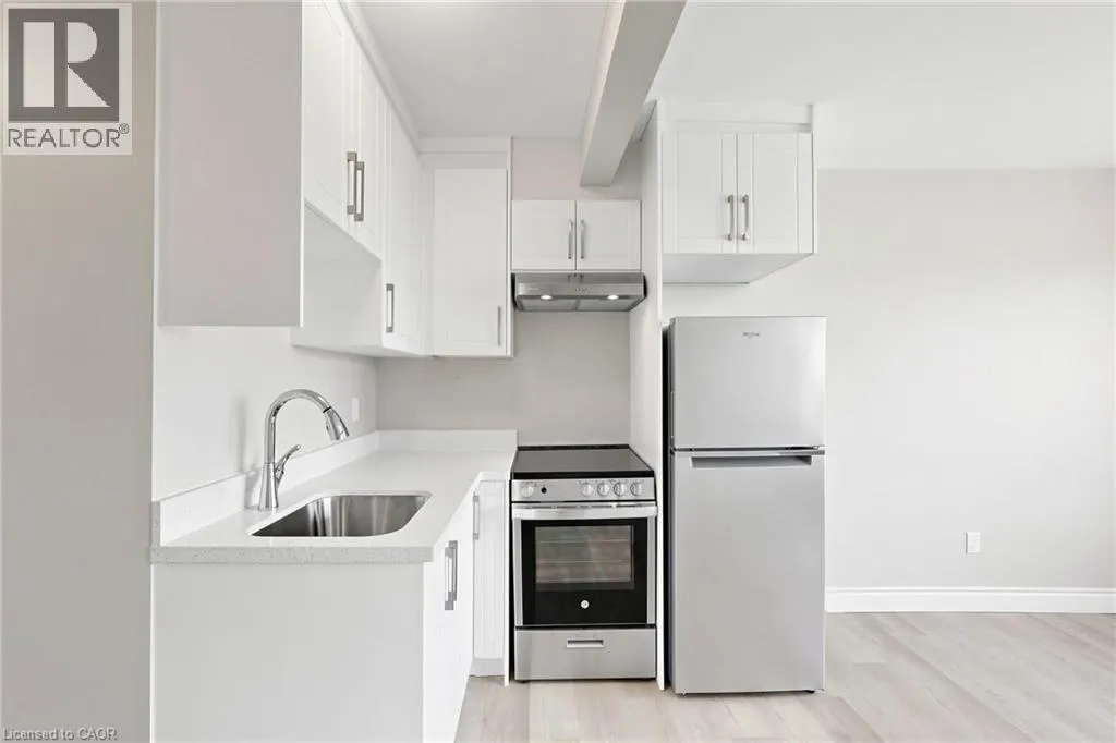71 SANFORD Avenue S Unit# Unit 11 #Unit 11