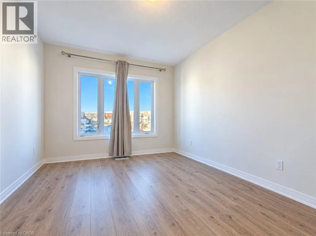 96 PROGRESS Crescent