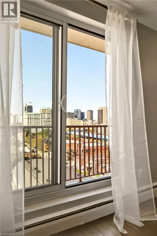 141 CATHARINE Street S Unit# 1003 #1003