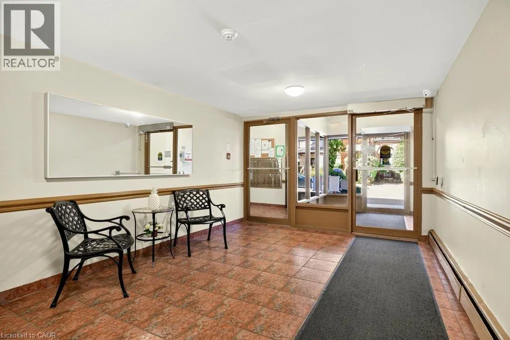 141 CATHARINE Street S Unit# 1003 #1003