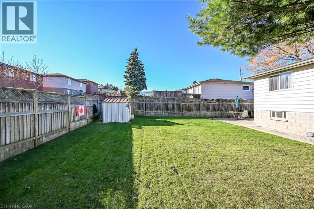 411 QUEEN VICTORIA Drive