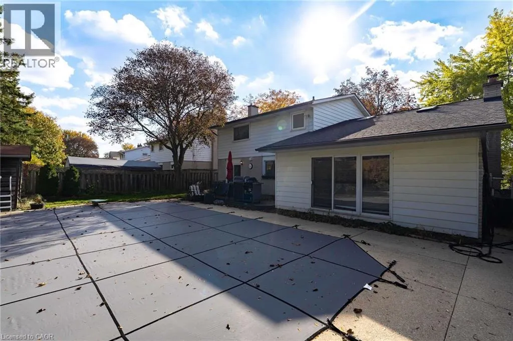 47 EASTWOOD Drive