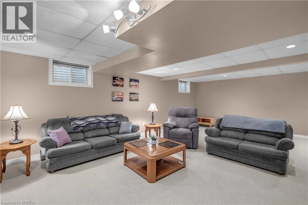 25 SUDDS Lane