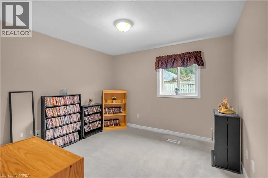 25 SUDDS Lane