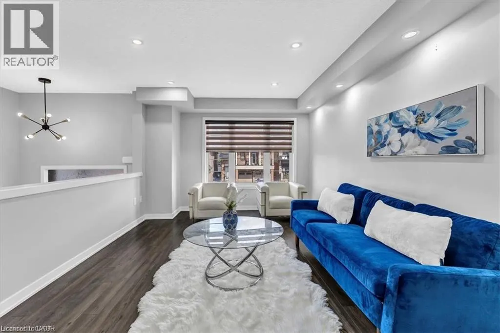 94 CRAFTER Crescent