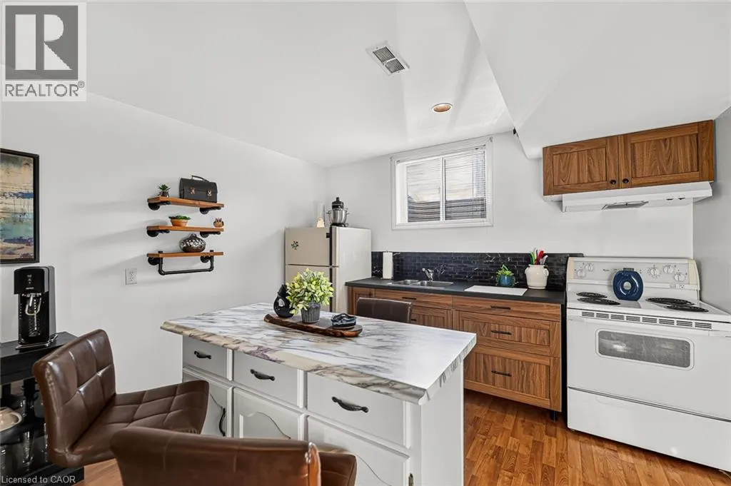 1079 PEARSON Drive