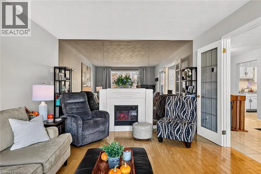 1079 PEARSON Drive