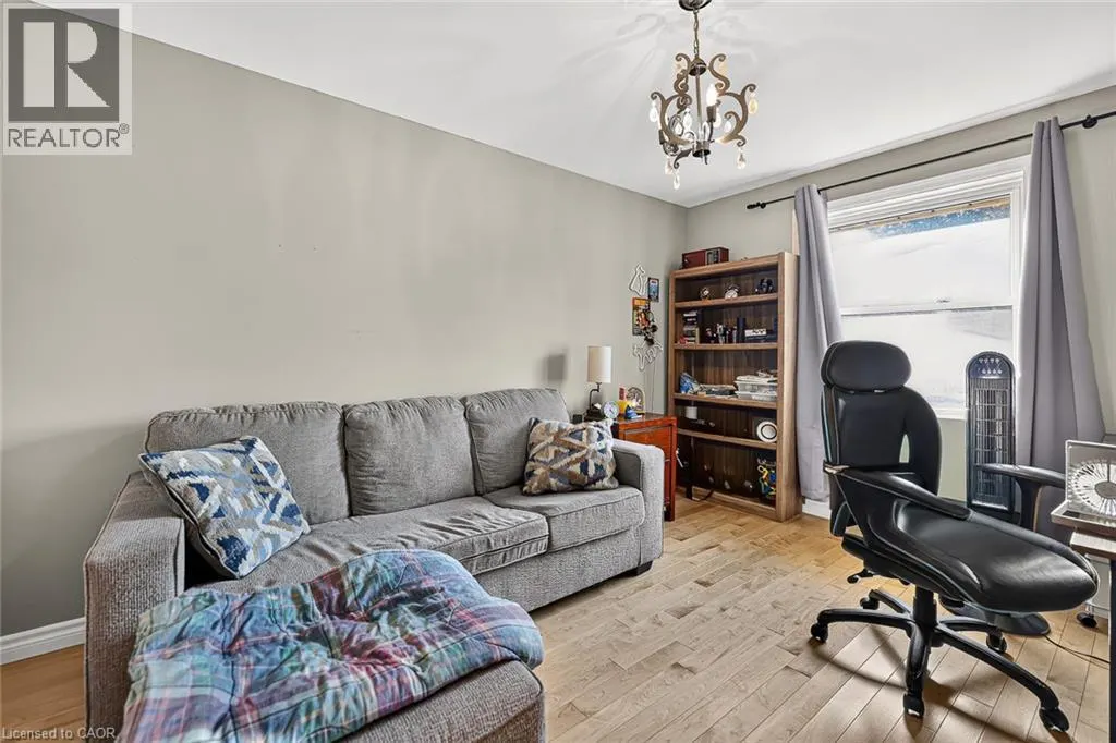 1079 PEARSON Drive