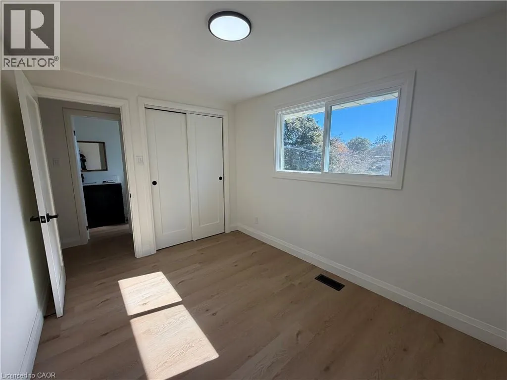 15 CURRIE Street