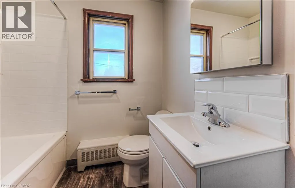 5 HEIMAN Street Unit# 2 #2