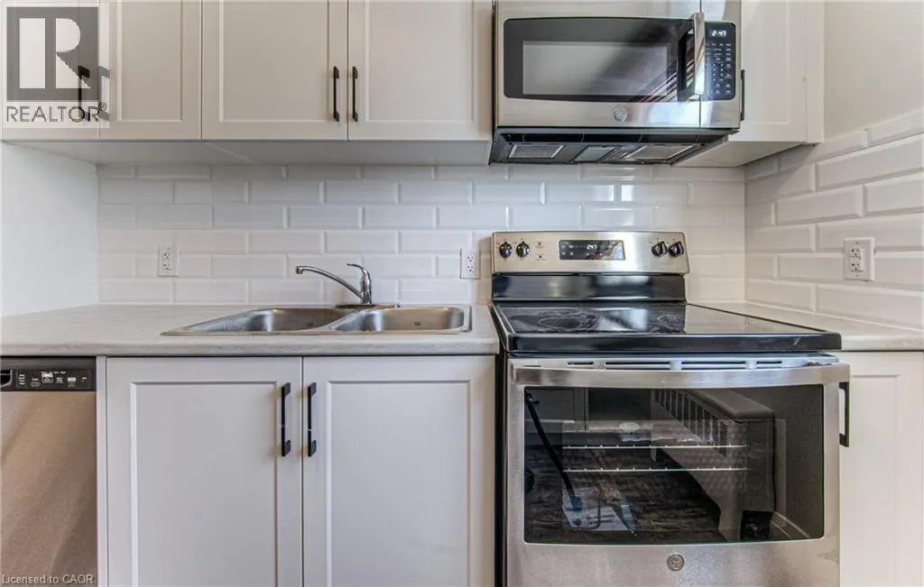 5 HEIMAN Street Unit# 2 #2